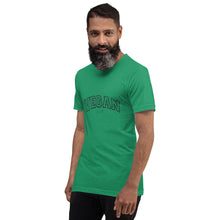 Carregue a imagem no visualizador da Galeria, Vegan For All Camiseta unissex
